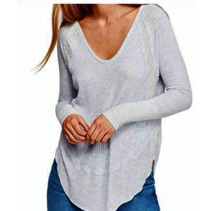 Free People V-Neck Catalina Cloud Heather Thermal Blouse Womens Size XS Blue‎